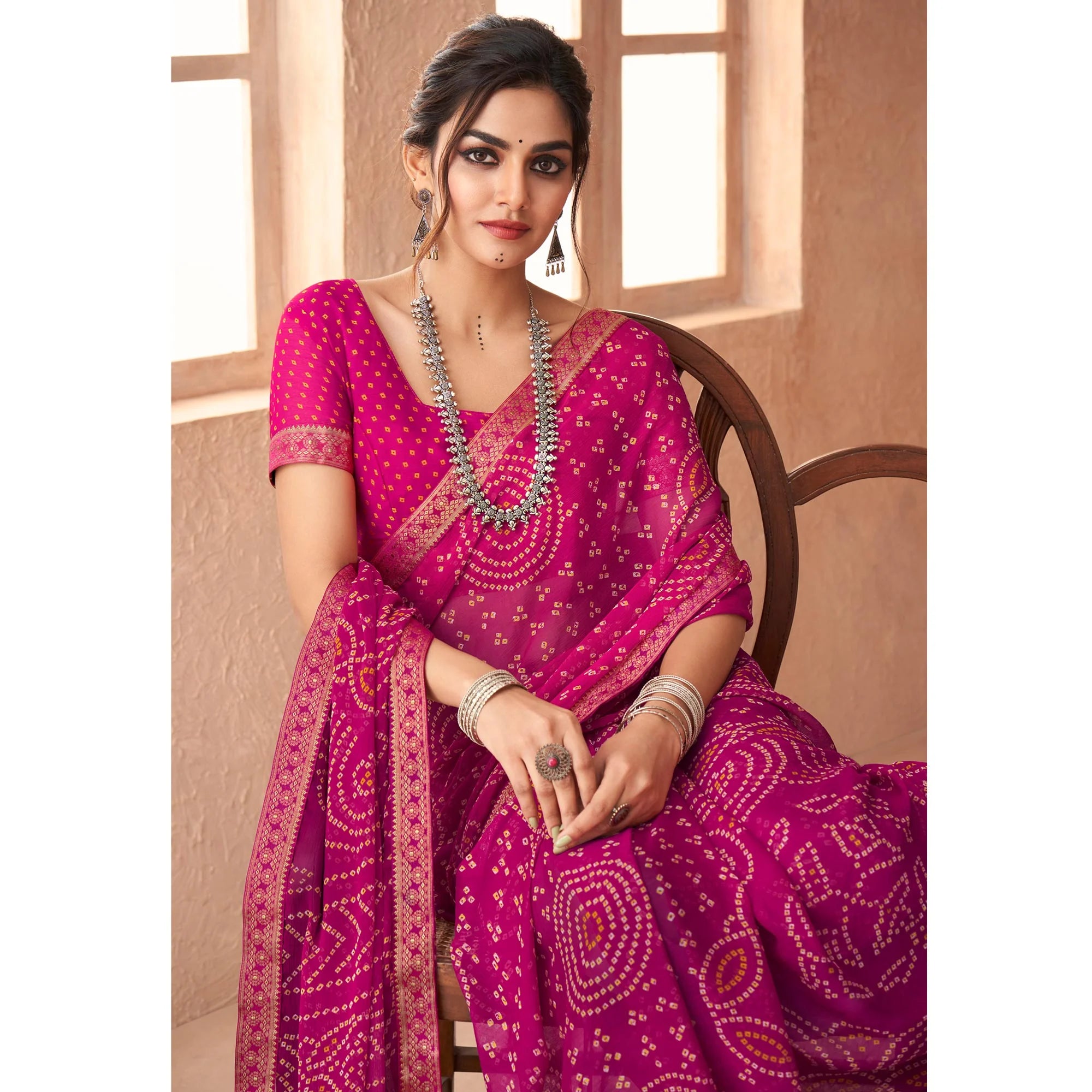 Mirmaya Magenta Purple Bandhani Printed Chiffon Saree