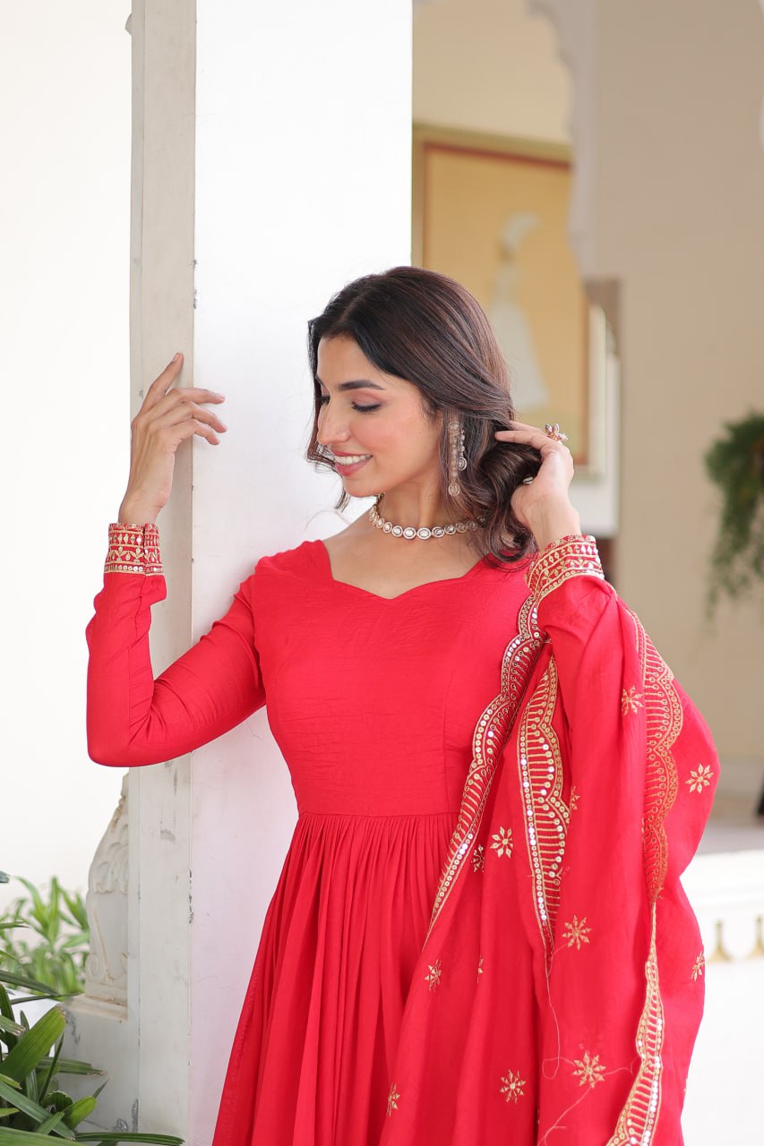 Vichitra Silk Embroidered Gown Set (Red)